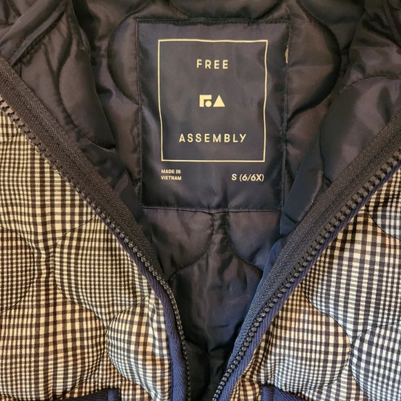 Girls Size 6X Free Assembly Leightweight Navy Blue and White Quilted Jacket - Picture 7 of 9